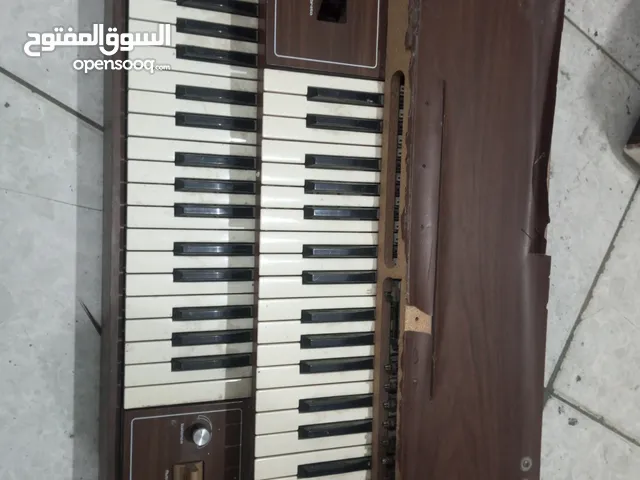 بيانو انتيكة إيطالي شغال موجود في الزرقاء الجديدة للبيع