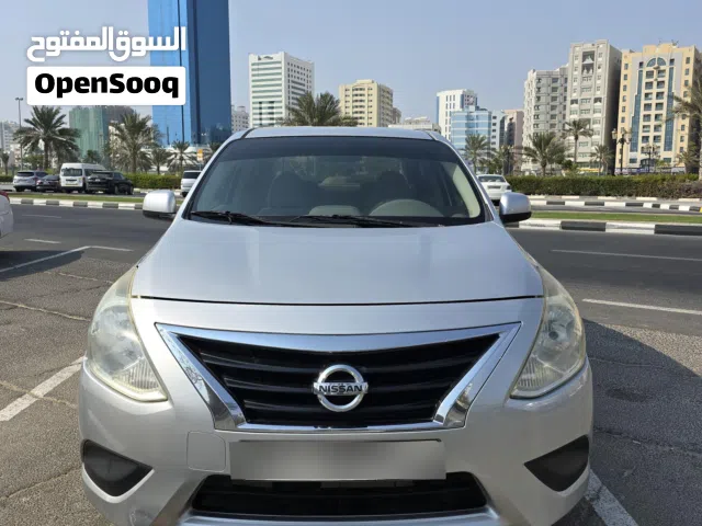 2016 Nissan Sunny Standard