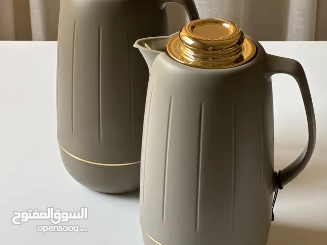 تصفية مخزون عدد 2 دلة (شاي+ قهوة) جديد كل دلة واحد لتر لون البيوت الجديدة