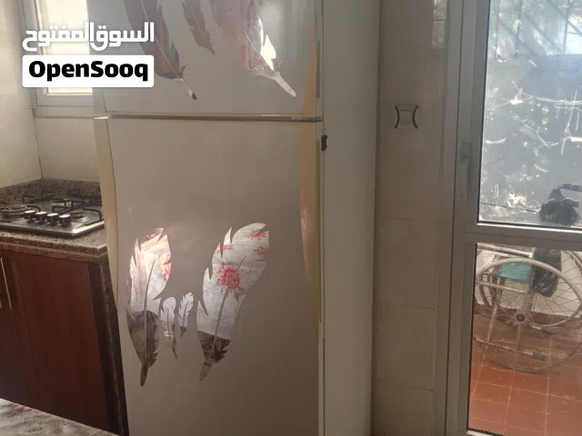 تلاجة للبيع