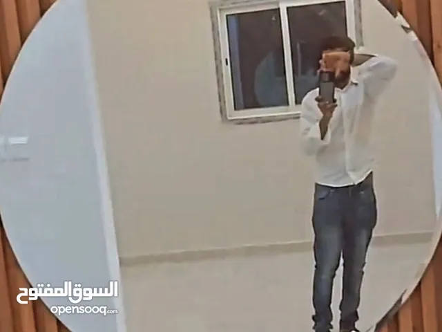 معلم تركيب باركيه ارضيات اطارات براويز نعلات فيبر استيل ذهبي وفضي مرايات مشطوفه بديل الخشب بأقل سعر