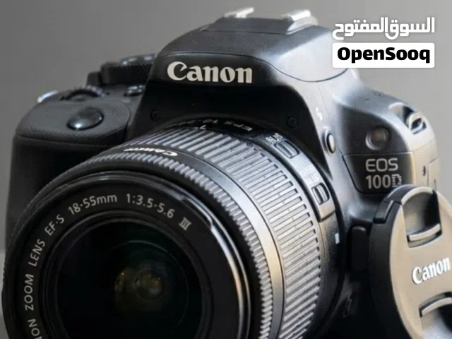 كاميرا كانون 100D الاحترافية - الأخف وزناً مع حقيبة Vanguard.