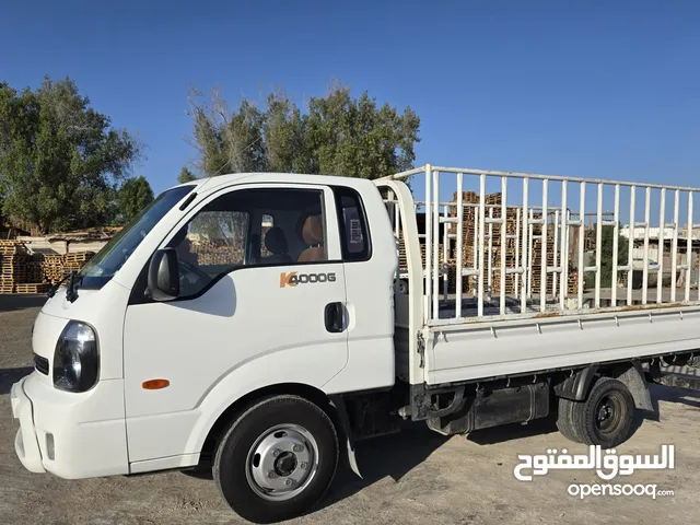 Kia six wheel in good condition