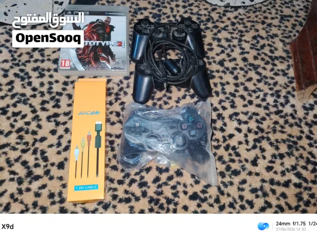 يدين بلاستيشن 2 و 3