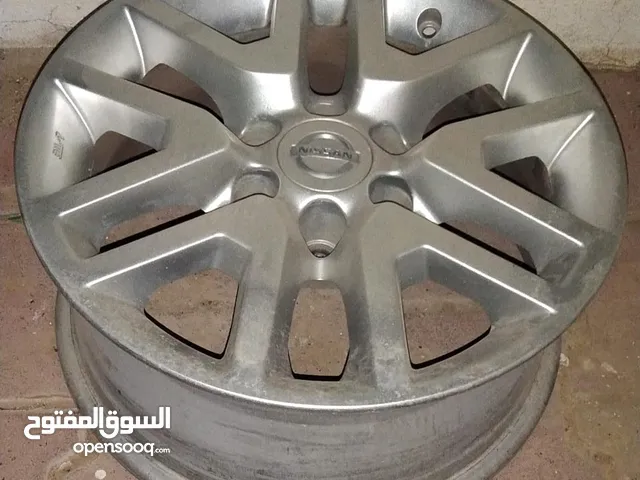 4 رنجات نيسان إكستيرا وكاله للبيع