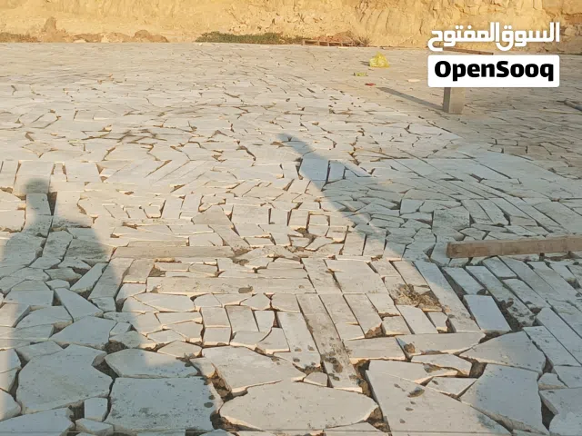 حجر معلم حجر ترکیب شلالات تلبیس ارضیات جدار ربرب کل شغل من الحجر