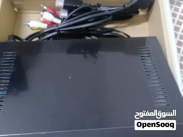 ريسفر ستلايت جديد غير مستعمل معاه كابلاته كاملة