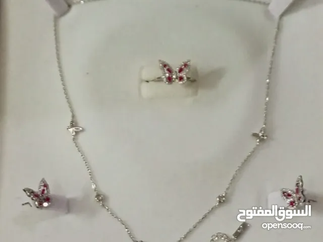 طقم فضه ستأتي ناعم