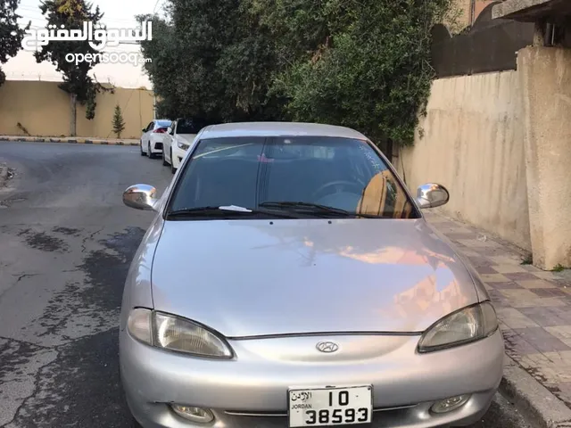 سيارة افانتي 1995