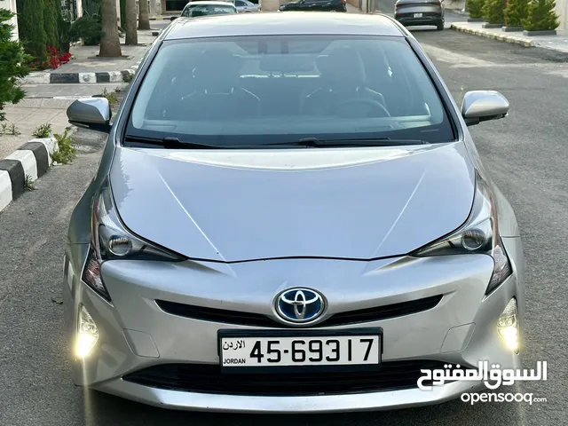 Used Toyota Prius in Amman