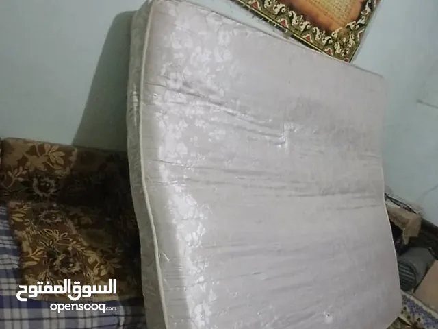 فرش نفرين سبرنج طبي السعر 35 الف المقاس 195 ×180