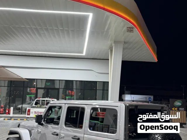 2019 جيب رانجلر Sahara