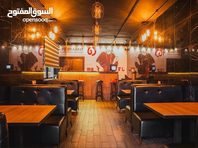 مطعم للبيع منطقة الرابية بجانب starbuks المطعم مرخص ويعمل بشكل جيد البيع بداعي السفر وشكرا