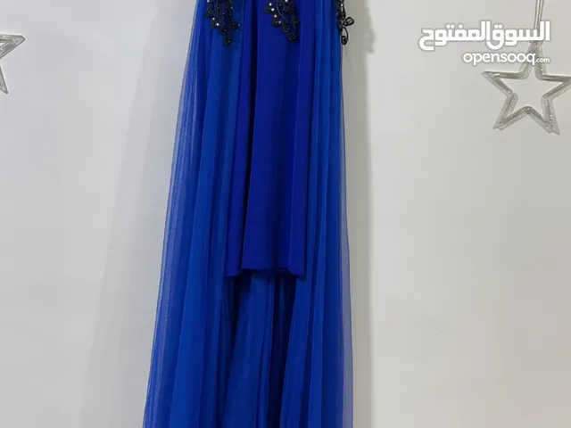 فستان حفله لبسه وحدة للبيع 