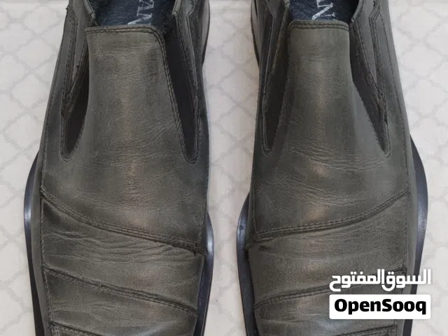 (Read the description) Authentic Italian Manzoni men's shoes, size 42. A very rare find in Iraq.