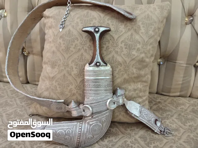 خنجر عماني قديم