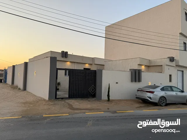 180 m2 3 Bedrooms Townhouse for Sale in Misrata Other