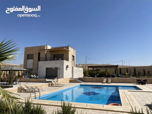 3 Bedrooms Chalet for Rent in Madaba lob