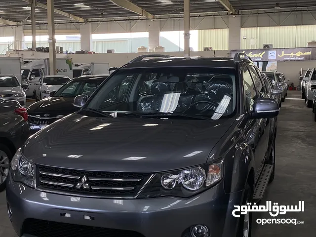 Used Mitsubishi Outlander in Um Al Quwain