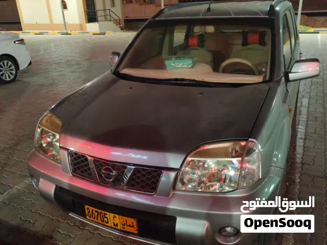 2008 نيسان X-تريل Standard