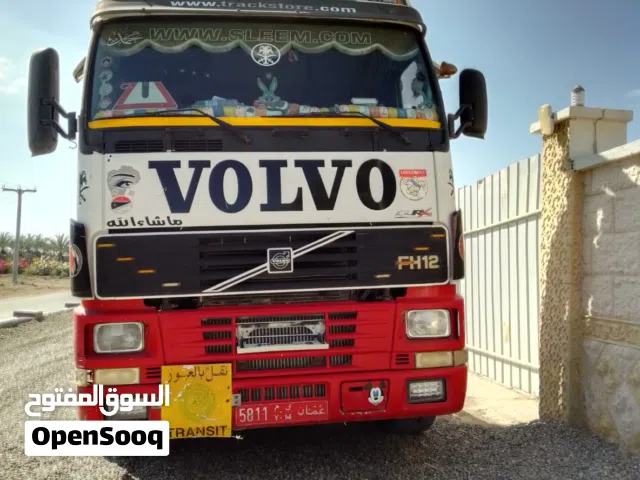 فولفو راس تريلا للبيع