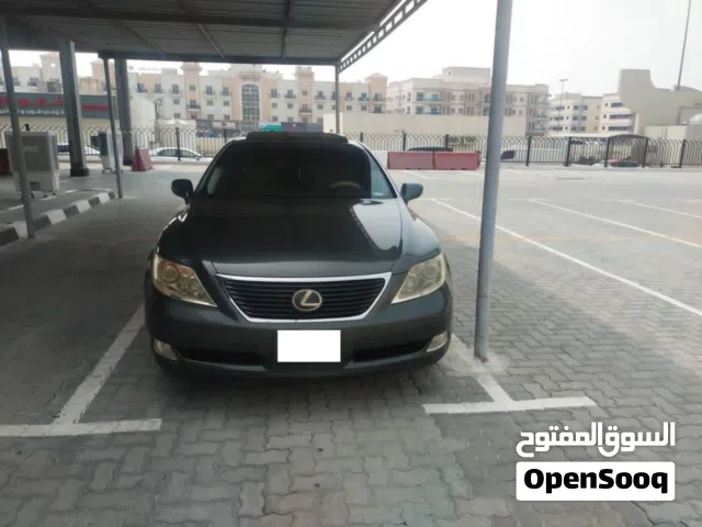 Lexus LS 460 2007  American Specs  Luxury Sedan