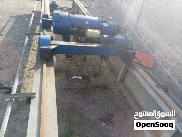 ونش ديماج 20 طن الماني مع الجيردرات و الفخاد