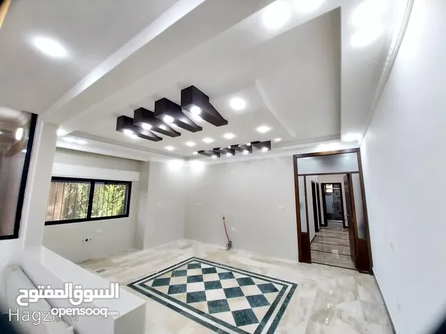 220 m2 3 Bedrooms Apartments for Sale in Amman Dahiet Al-Nakheel