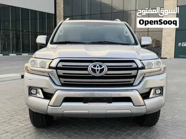 تويتا لاند كروزر موديل 2016 خليجي GXR V6