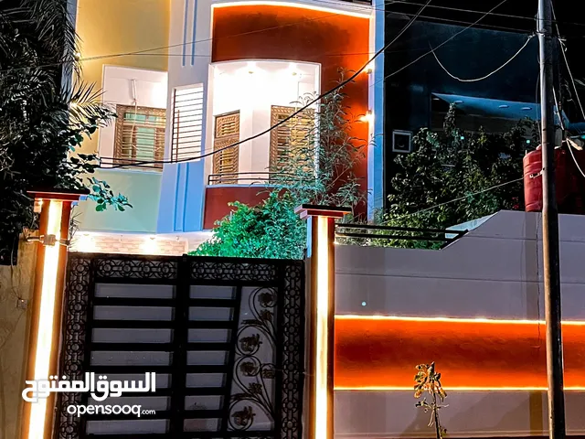 عقار تجاري جديد للبيع