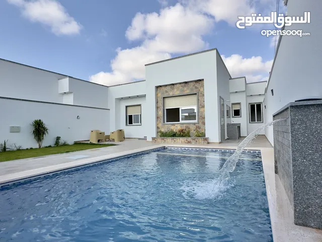 2 Bedrooms Farms for Sale in Tripoli Ain Zara