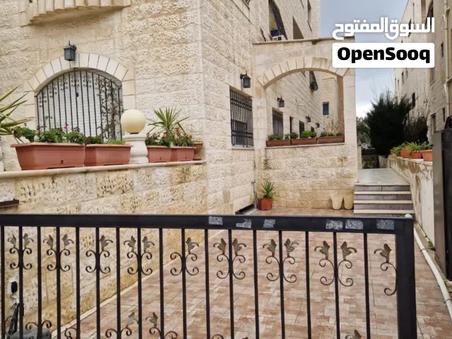 شقه ارضيه طابقيه للبيع 270 متر على ارض مساحتها 567 متر في ضاحية الآمير راشد بالقرب من شارع مكه