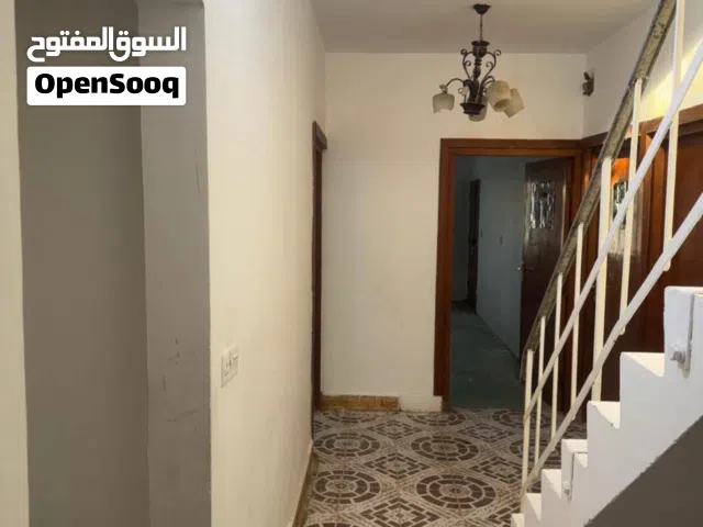 800 m2 3 Bedrooms Townhouse for Rent in Basra Maqal