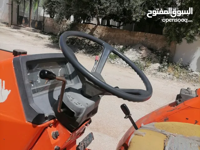 2004 Tractor Agriculture Equipments in Irbid
