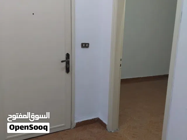 123 m2 2 Bedrooms Apartments for Rent in Salt Al Salalem