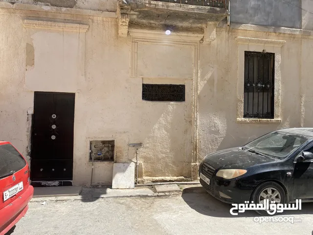 100 m2 3 Bedrooms Townhouse for Sale in Tripoli Mizran St