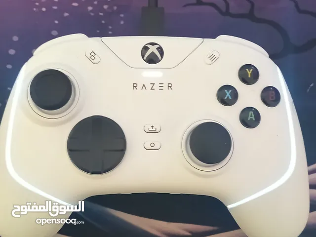 Razer wolverine v2 chroma