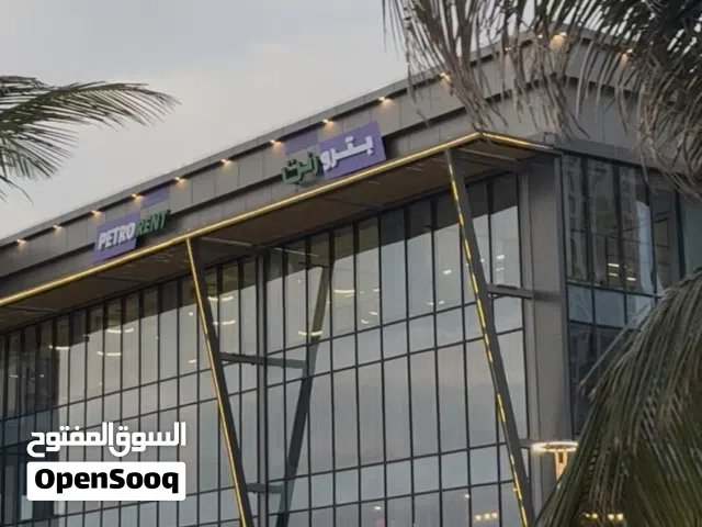 تظليل لواجهات المباني والمكاتب والفنادق
