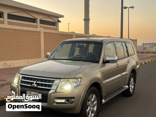 2020 Mitsubishi Pajero GLX