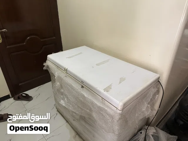 فريزر كبير 100000