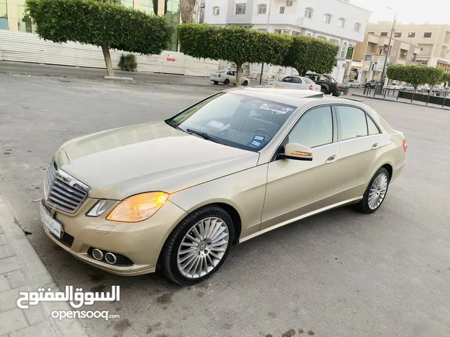 المسافه 95 الف ميل E350