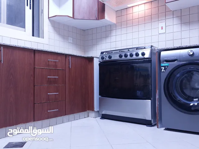 media 5 burner Gas stove