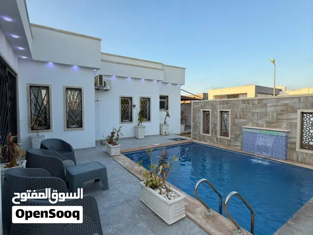 2 Bedrooms Chalet for Rent in Tripoli Al-Baesh
