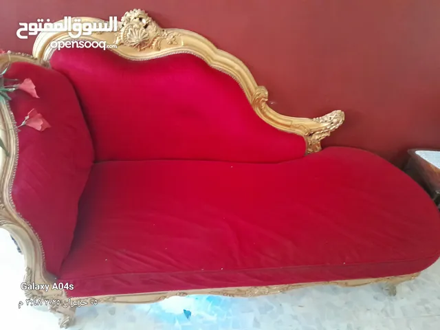 كنبه للبيع خشب لاتيه ملوكيه