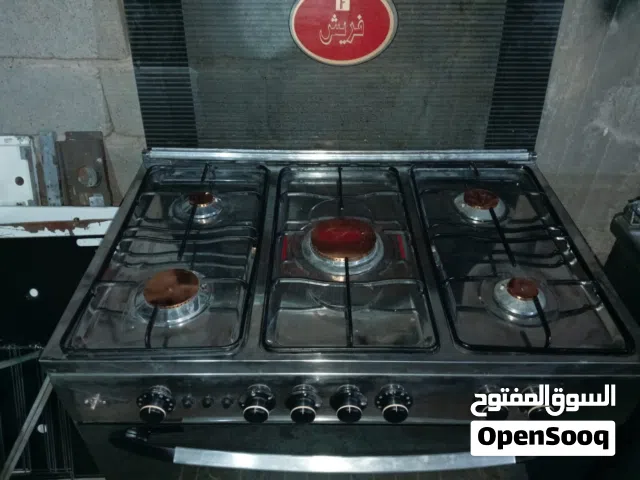 طباخ مصري فرش كامل ونضيف وشغال