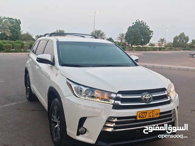 Used Toyota Highlander in Al Batinah