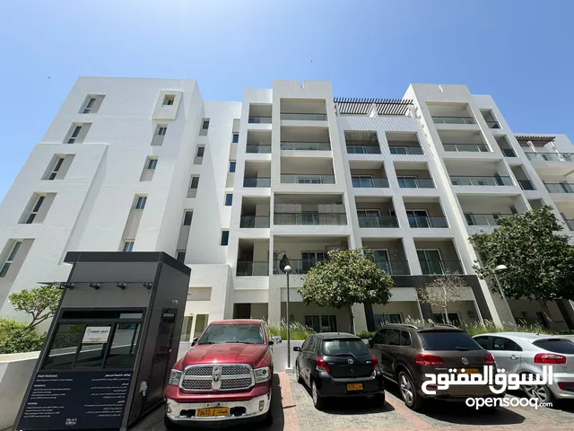 1 BR Compact Flat in Al Mouj – For Rent