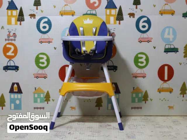 كرسي طعام متين جدا مقعد جلد حجم مناسب من سنه لغايه اربع سنوات باقل الاسعار