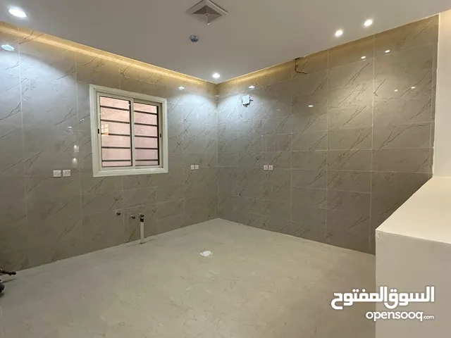 150 m2 3 Bedrooms Apartments for Rent in Tabuk Al safa