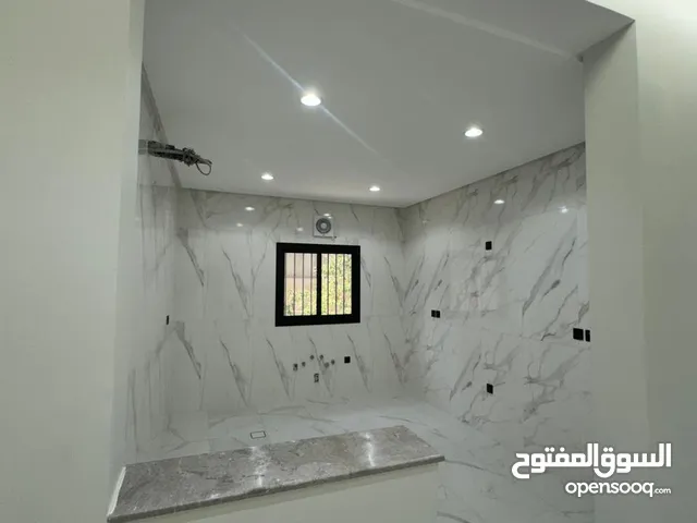 175 m2 4 Bedrooms Apartments for Rent in Jeddah Marwah